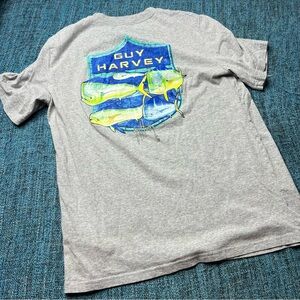 Guy Harvey Mahi Mahi Tuna Graphic Short Sleeve T-Shirt in Gray Blue Green Medium